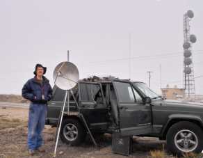 Clint, KA7OEI, with the portable 10 gig WFM setup.