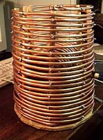 An inside view of the new loading coil showing the variometer.